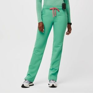 Figs Kade Cargo Surgical Green Scrub Pants with Navy drawstring - L